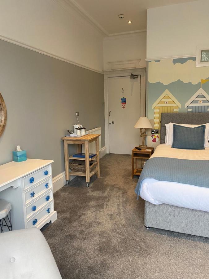 Beachside Guest House Llandudno Buitenkant foto