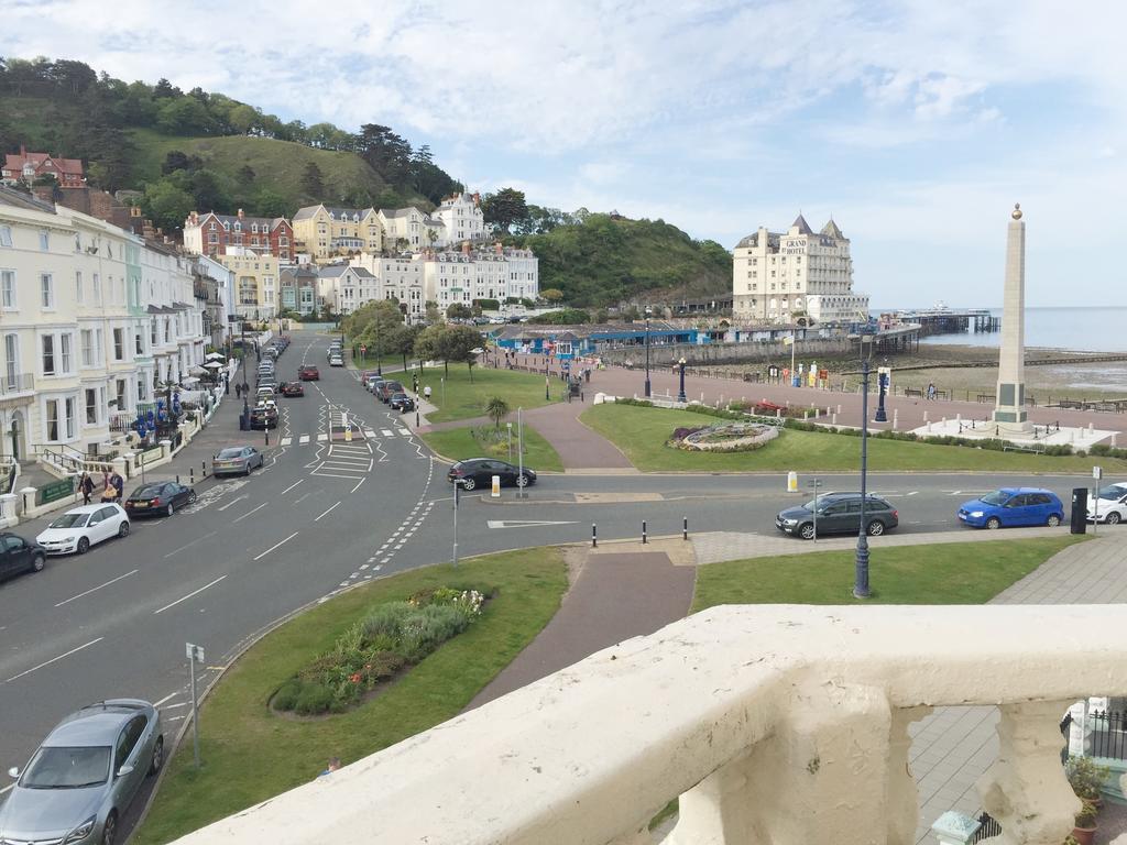 Beachside Guest House Llandudno Kamer foto