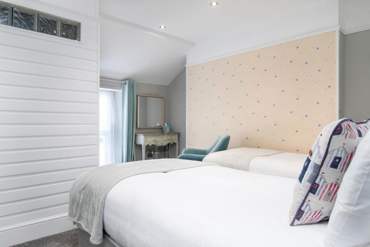 Beachside Guest House Llandudno Buitenkant foto